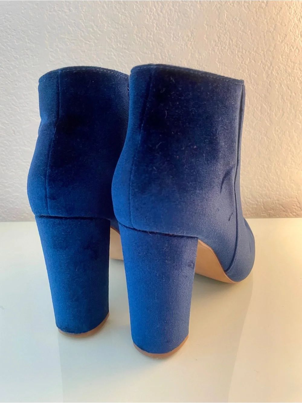 Liliana Velvet Ankle Booties in Navy Blue Size 10